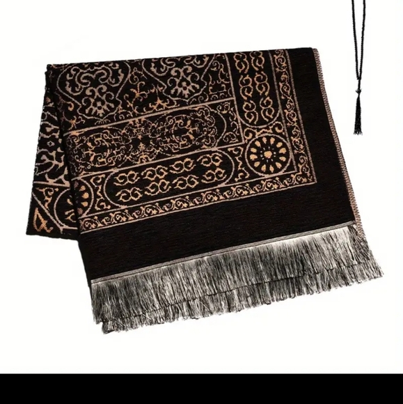 Muslim Prayer Rug - Picture 3 of 5